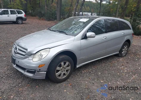 2007 Mercedes-Benz R 350 4Matic z USA, uszkodzony, nr VIN 4JGCB65E17A051618